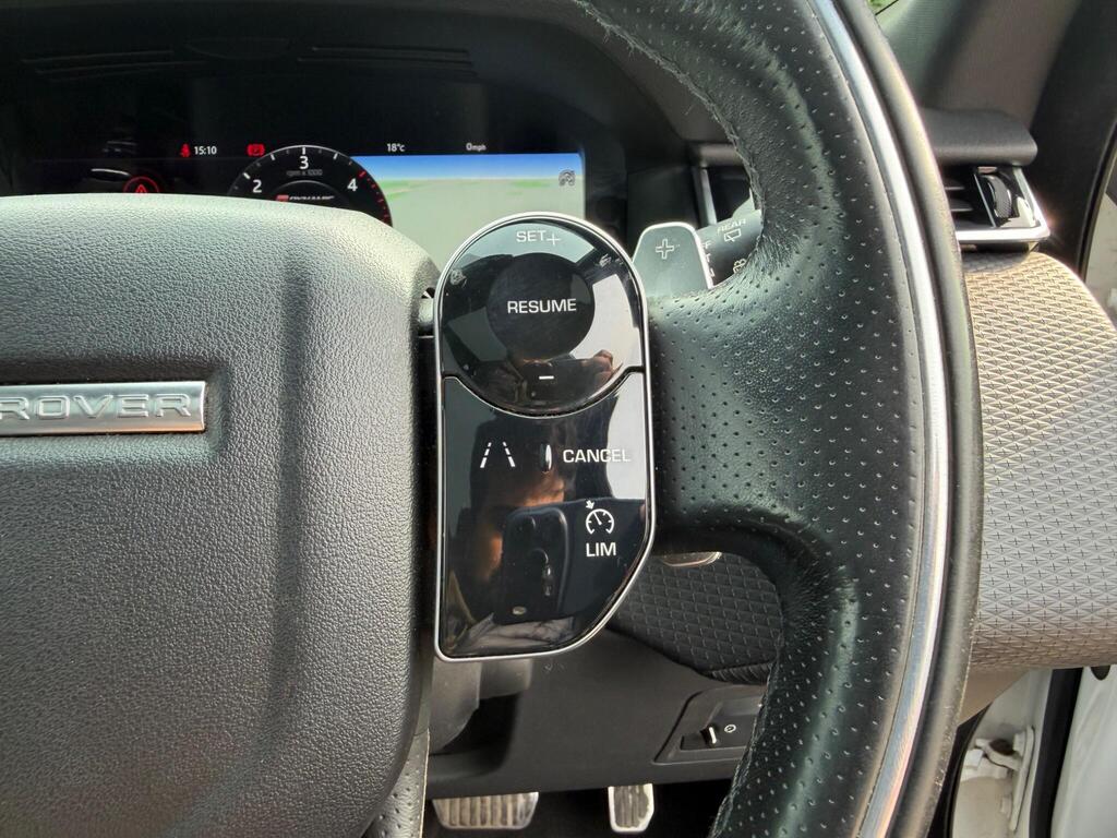 2017 Land Rover Range Rover Velar thumbnail 34