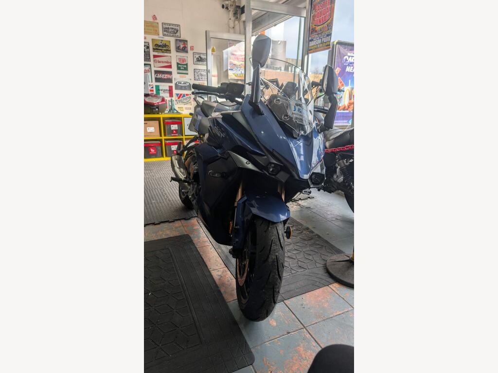 Suzuki GSX-S1000GT