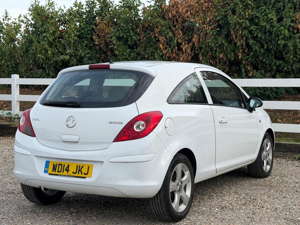 2014 Vauxhall Corsa thumbnail 11