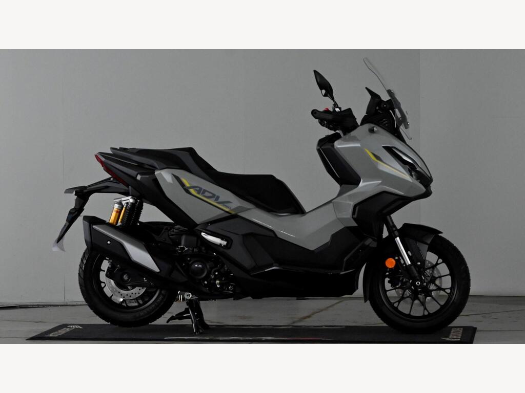 Honda ADV 350