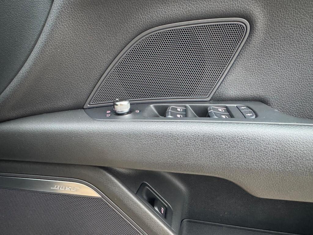 Audi A7 3.0 TFSI V6 SE Sportback S Tronic quattro Euro 5 (s/s) 5dr thumbnail 32