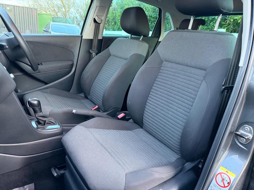 2014 Volkswagen Polo thumbnail 20