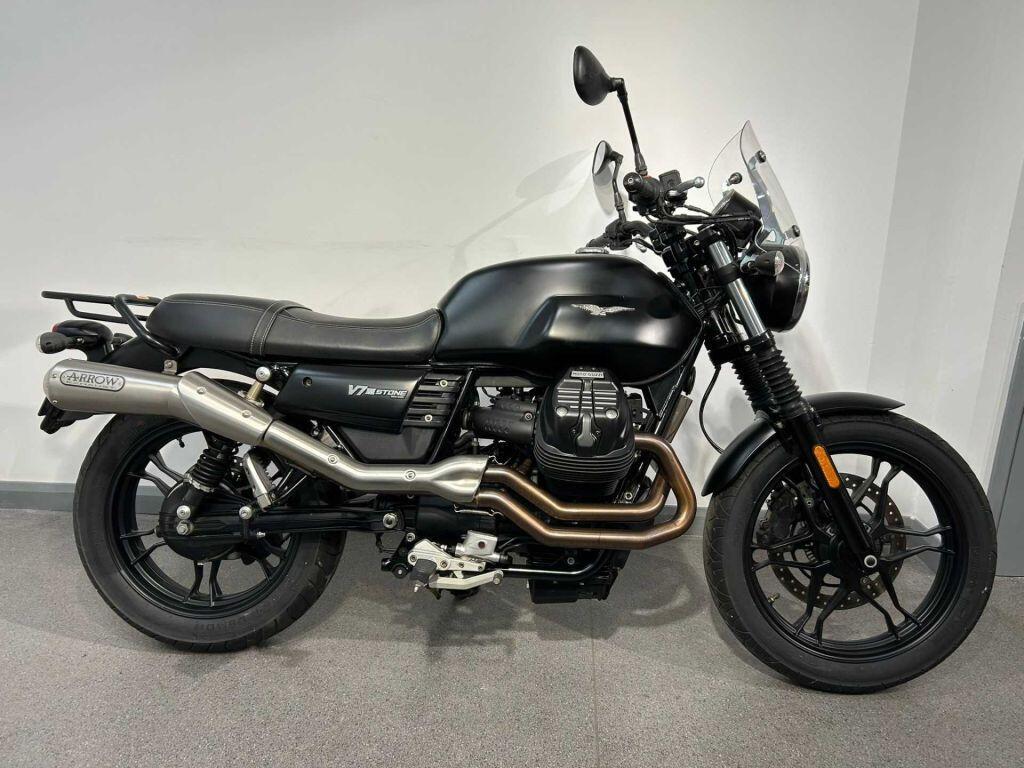 Moto Guzzi V7