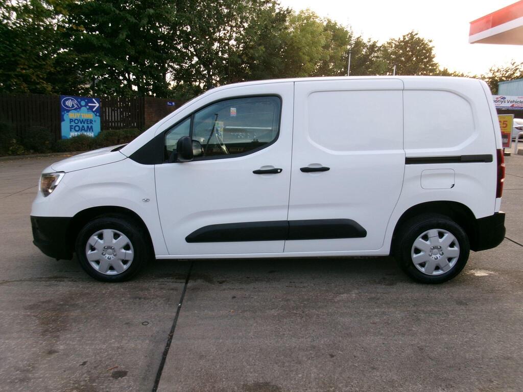 Vauxhall Combo Panel Van 1.5 Turbo D 2000 Edition L1 H1 Euro 6 (s/s) 4dr