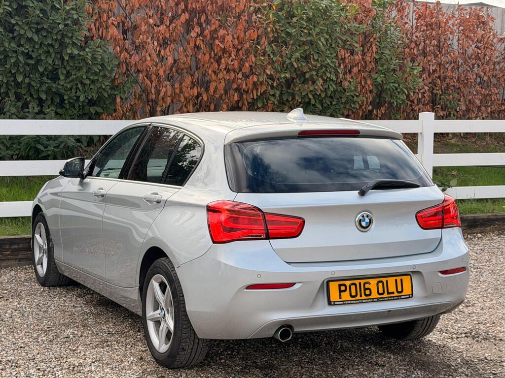 2016 BMW 1 Series thumbnail 3