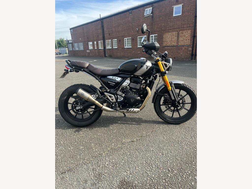 Triumph Scrambler 400 X