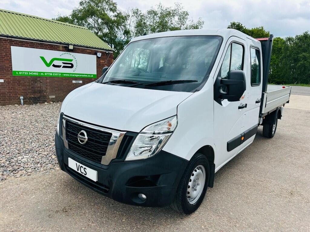 Nissan NV400