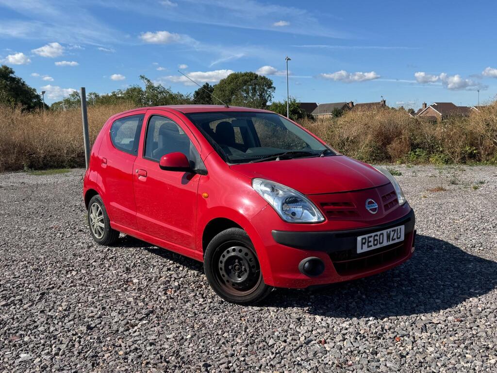 Nissan Pixo