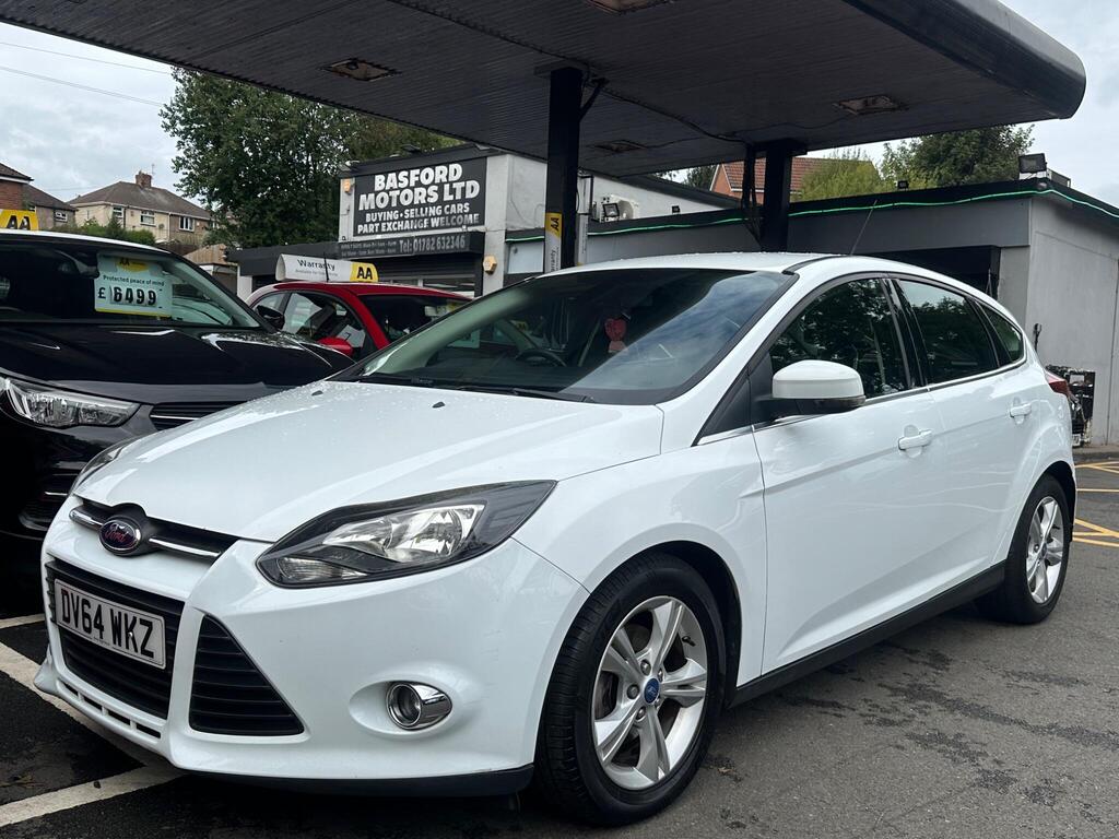 Ford Focus Hatchback 1.6 TDCi Zetec Euro 5 (s/s) 5dr