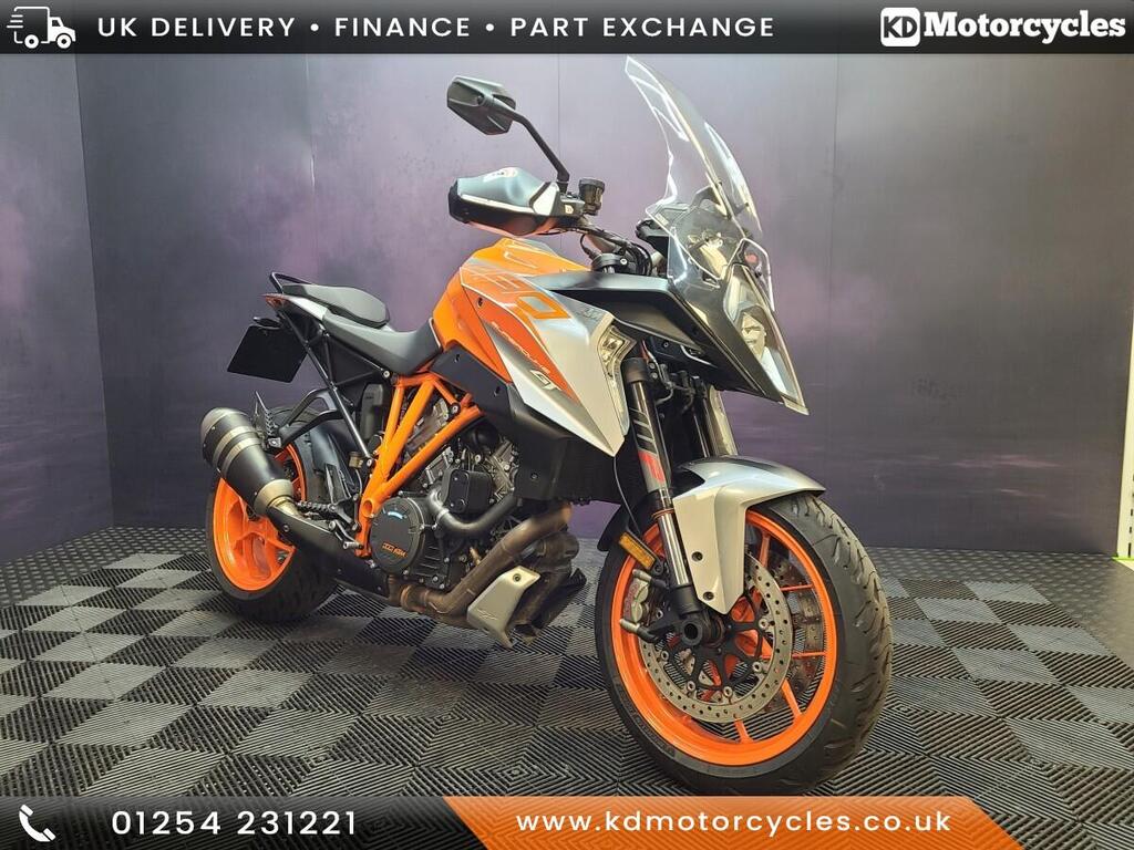KTM 1290 Super Duke GT