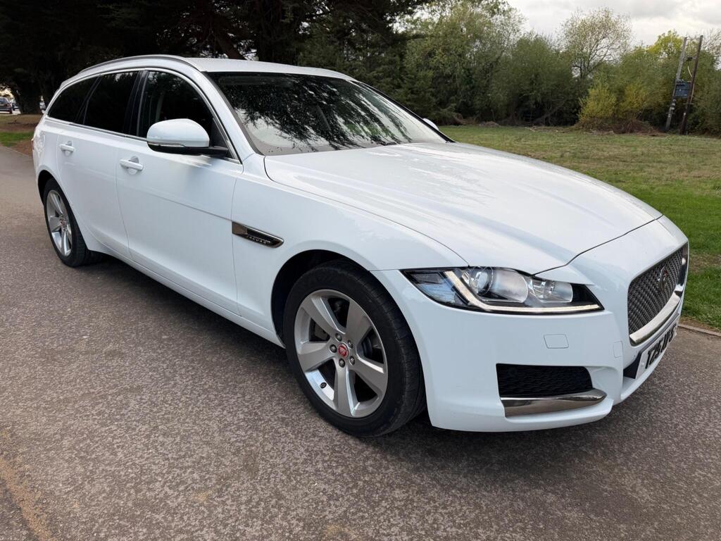 Jaguar XF Estate 2.0i Portfolio Sportbrake Auto Euro 6 (s/s) 5dr