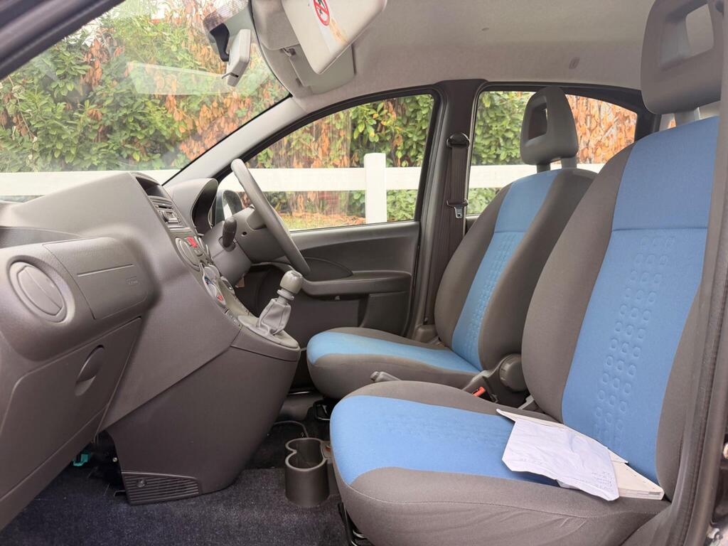 2011 Fiat Panda thumbnail 44