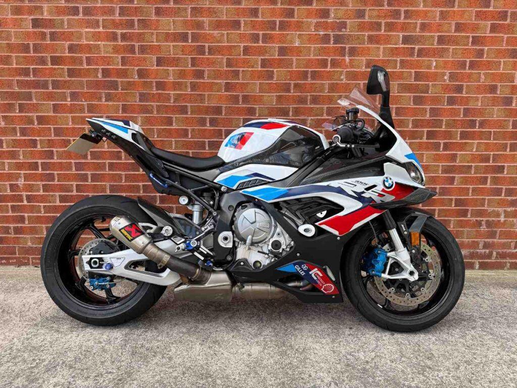 BMW M 1000 RR