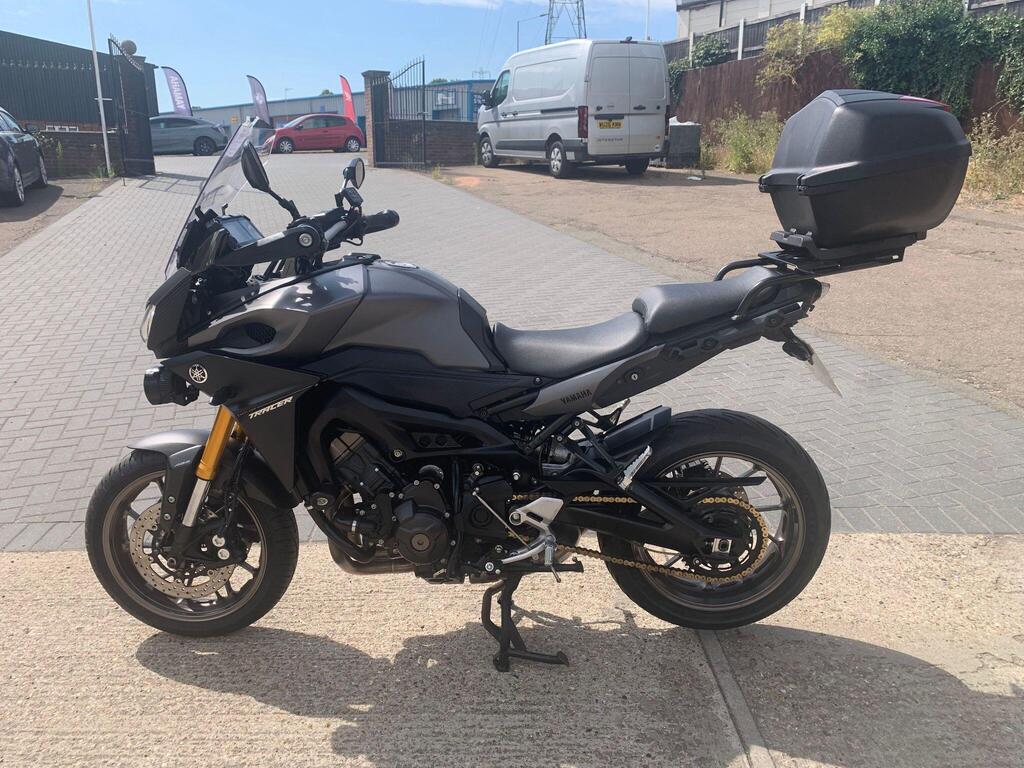 Yamaha TRACER 900
