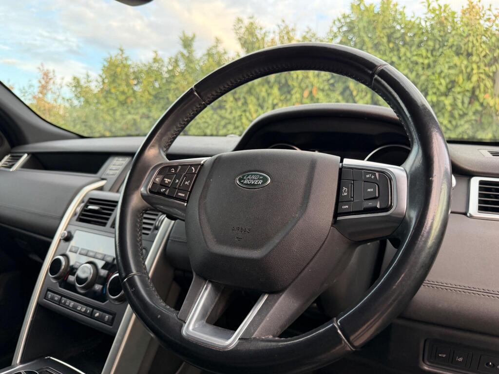 2018 Land Rover Discovery Sport thumbnail 35