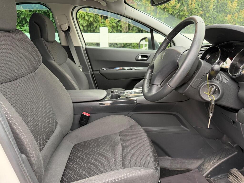 2014 Peugeot 3008 thumbnail 20