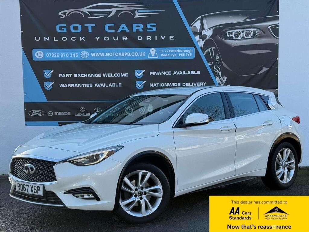 Infiniti Q30