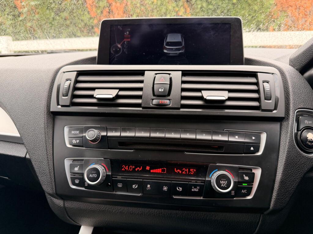 2013 BMW 1 Series thumbnail 45