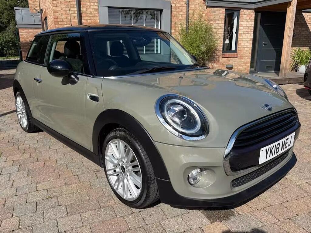 MINI Hatch Hatchback 1.5 Cooper Euro 6 (s/s) 3dr