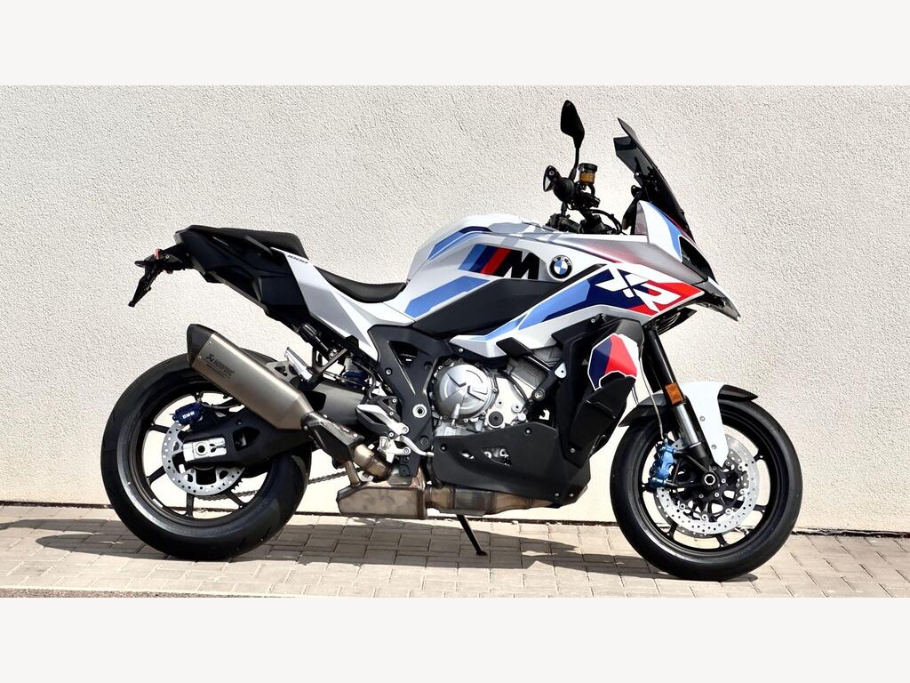 BMW M 1000 XR