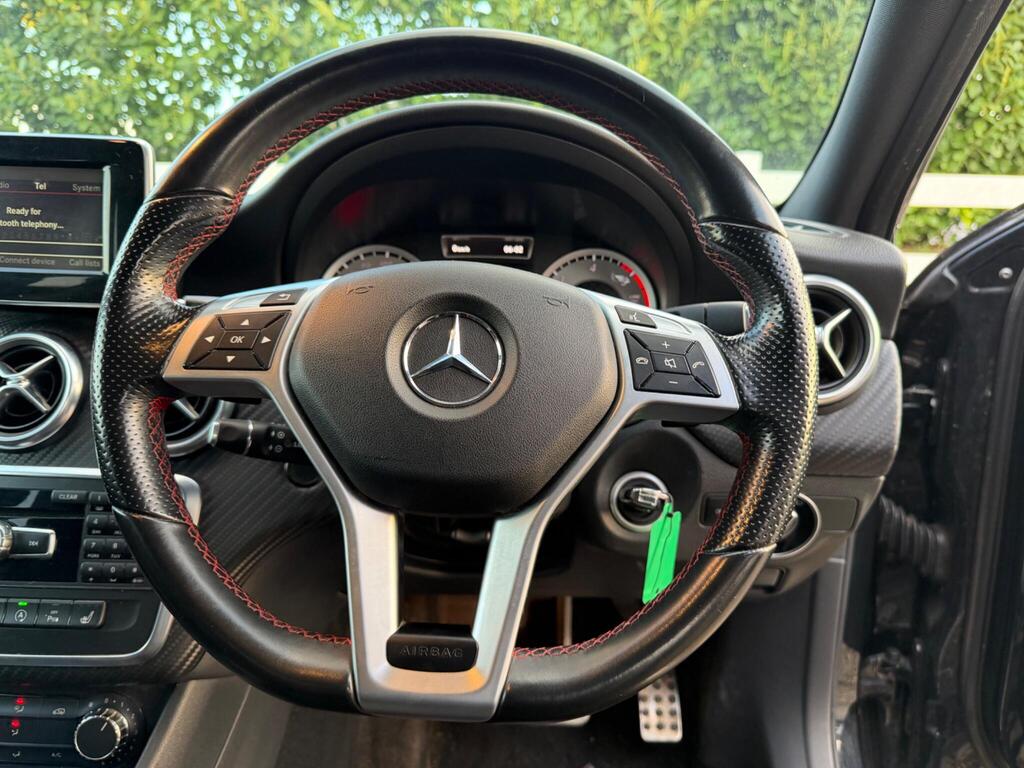 2015 Mercedes-Benz A Class thumbnail 28