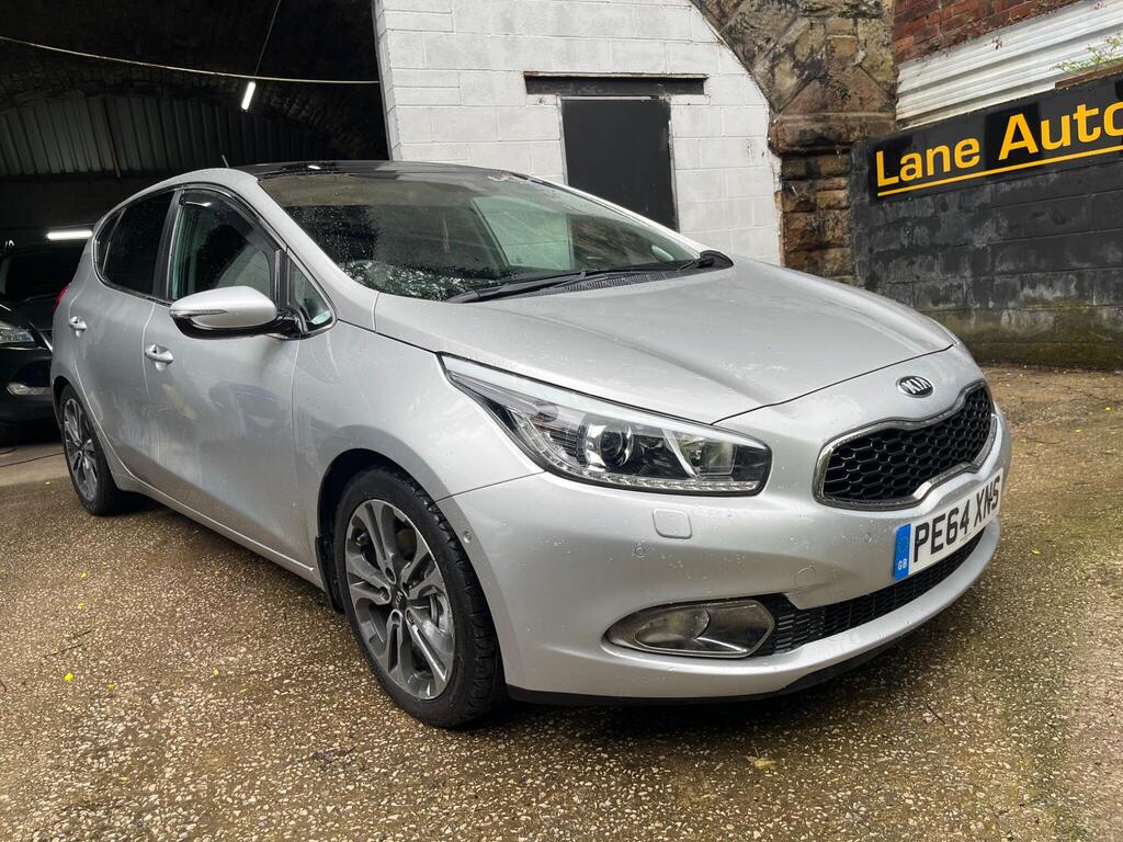 Kia Ceed Hatchback 1.6 CRDi EcoDynamics 4 Tech Euro 5 (s/s) 5dr