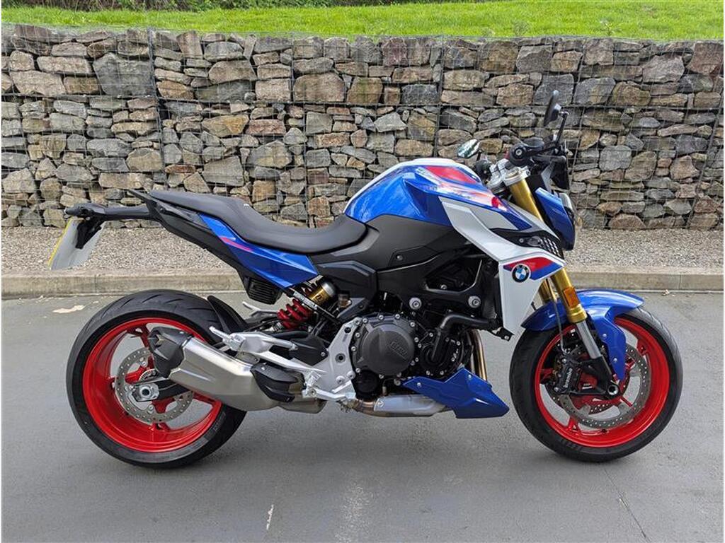 BMW F 900 R