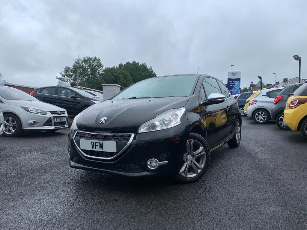 Peugeot 208 Hatchback 1.2 VTi Allure Euro 5 3dr
