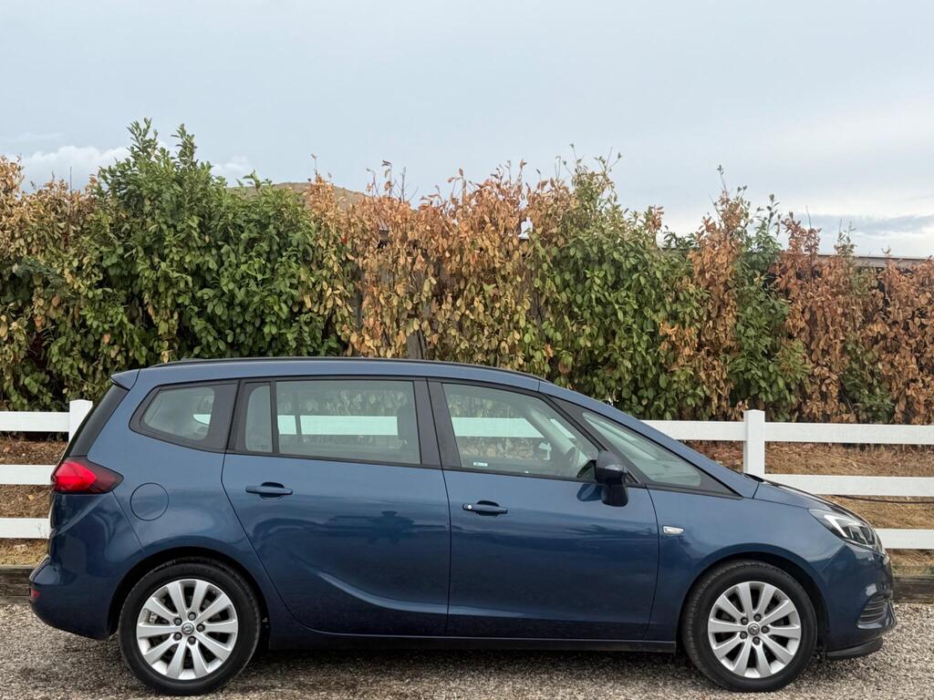 2016 Vauxhall Zafira Tourer thumbnail 12