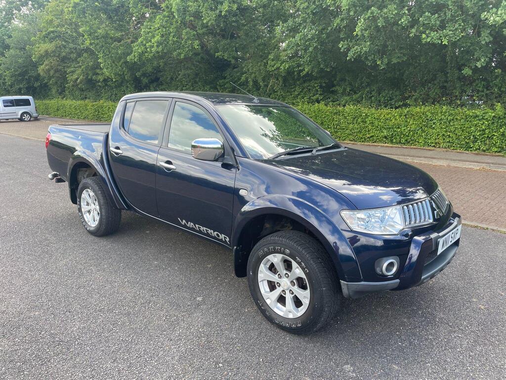 Mitsubishi L200 Pickup 2.5 DI-D Warrior Auto 4WD Euro 4 4dr (LB)