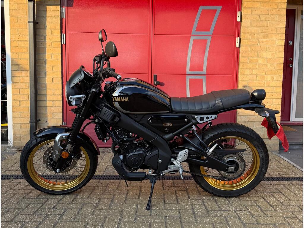 Yamaha XSR125