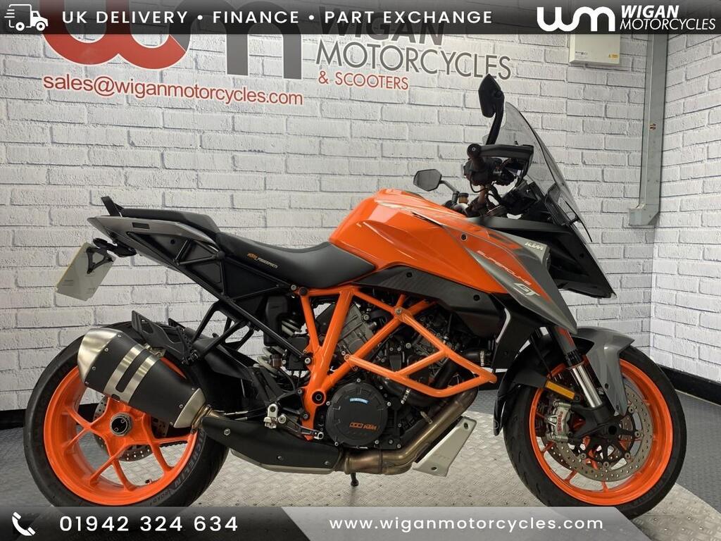 KTM 1290 Super Duke GT