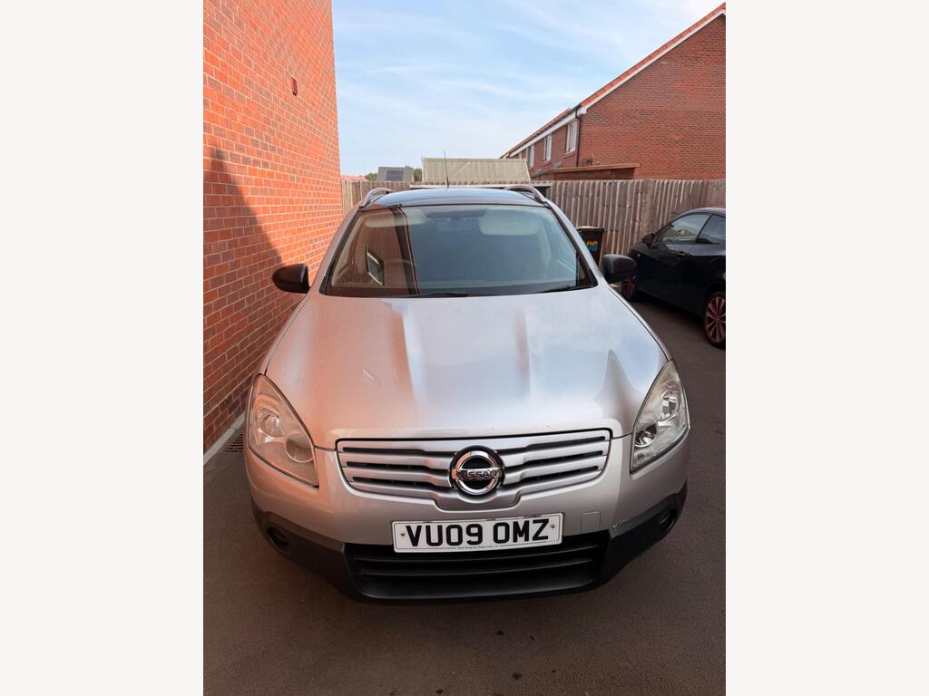 Nissan Qashqai+2