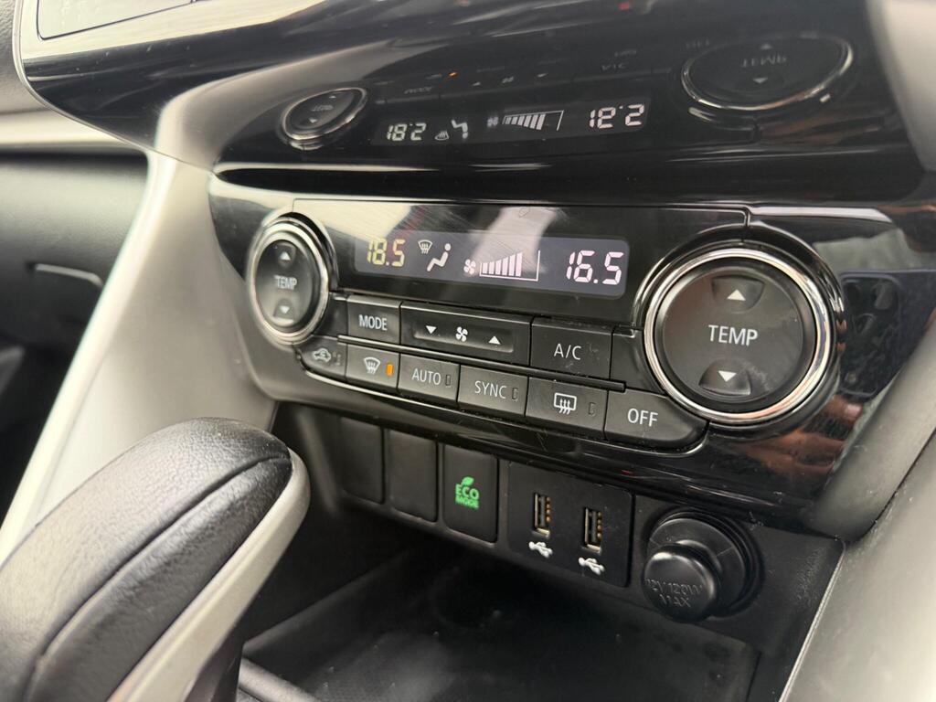 2017 Mitsubishi Eclipse Cross thumbnail 16