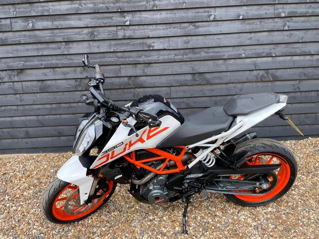 KTM 390 Duke