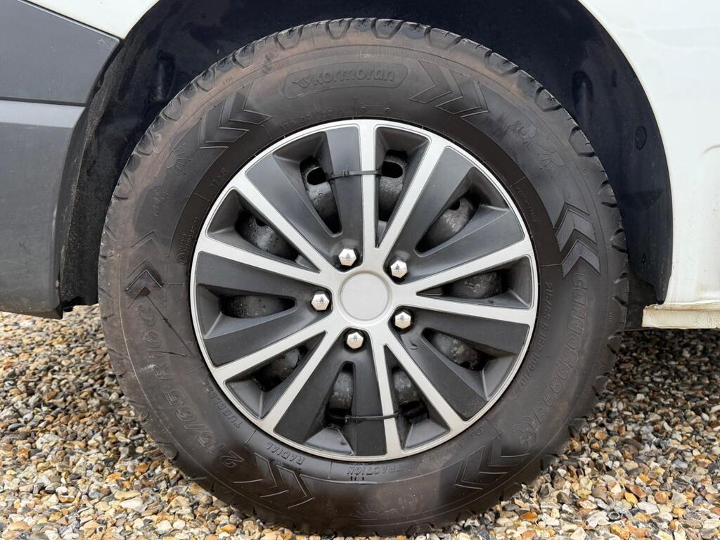 2019 Renault Trafic thumbnail 17