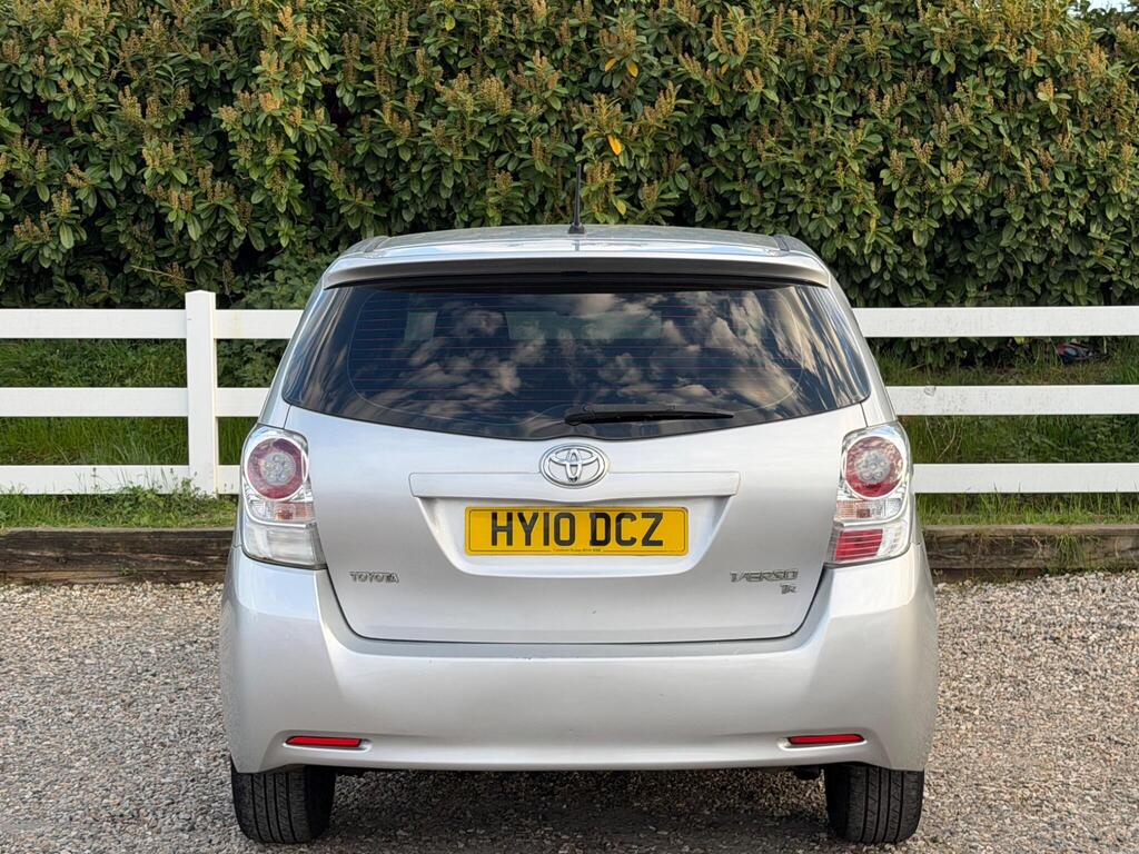 2010 Toyota Verso thumbnail 10