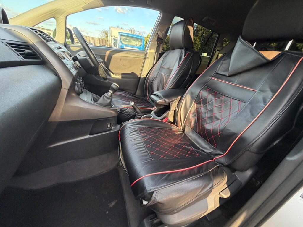 2010 Toyota Verso thumbnail 26