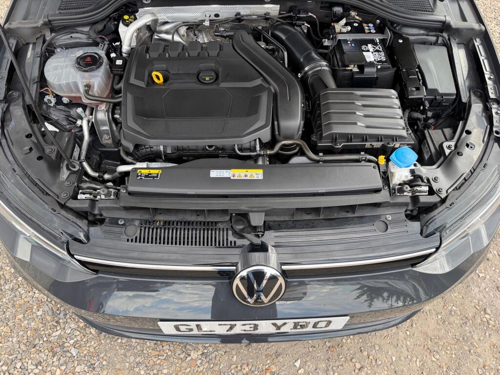 2023 Volkswagen Golf thumbnail 28