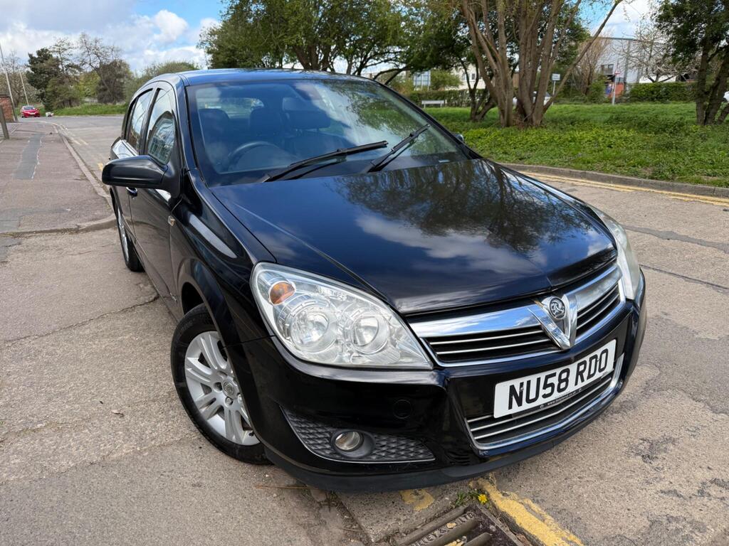 Vauxhall Astra Hatchback 1.8i 16v Elite 5dr