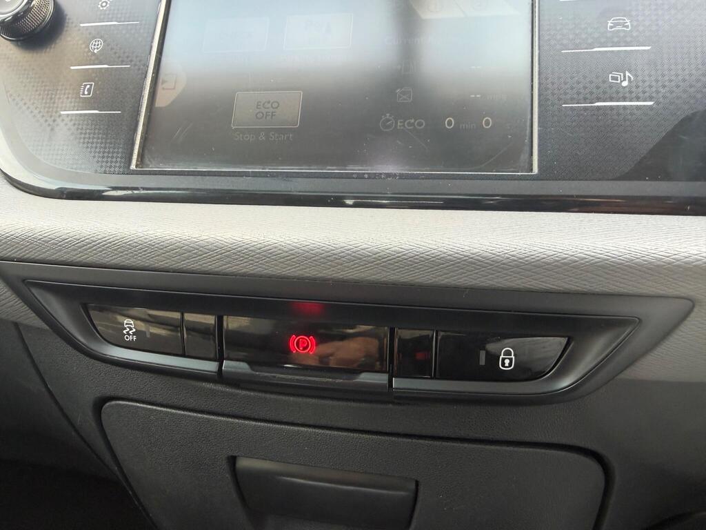 2016 Citroen Grand C4 Picasso thumbnail 27