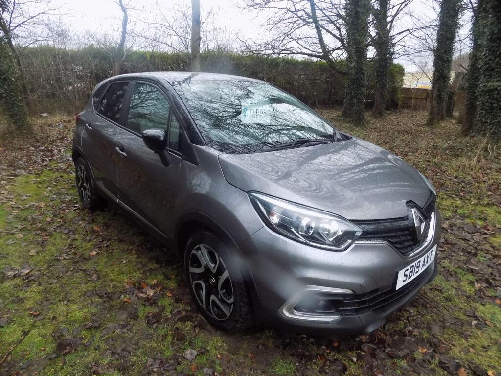 Renault Captur SUV 1.3 TCe ENERGY Iconic Euro 6 (s/s) 5dr