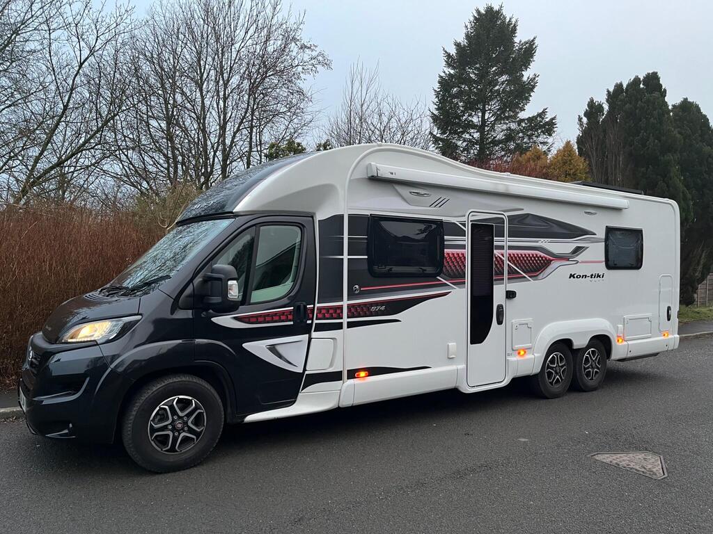 Swift Kon-Tiki 874 Coach Built DELIVERY POSSIBLE,1 OWNER,HAB AIR CON,SOLAR,ALLOYS