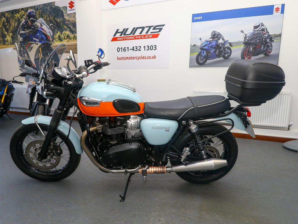 Triumph Bonneville T100