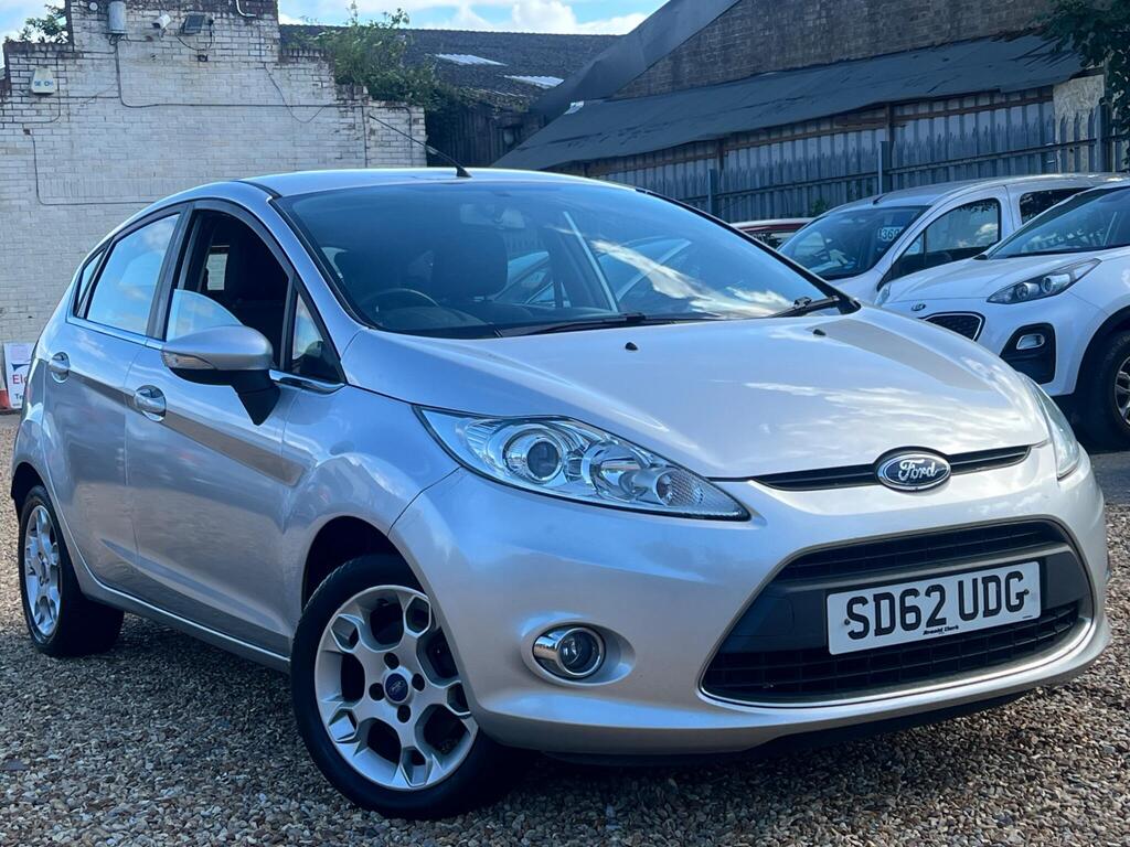Ford Fiesta Hatchback 1.25 Zetec 5dr