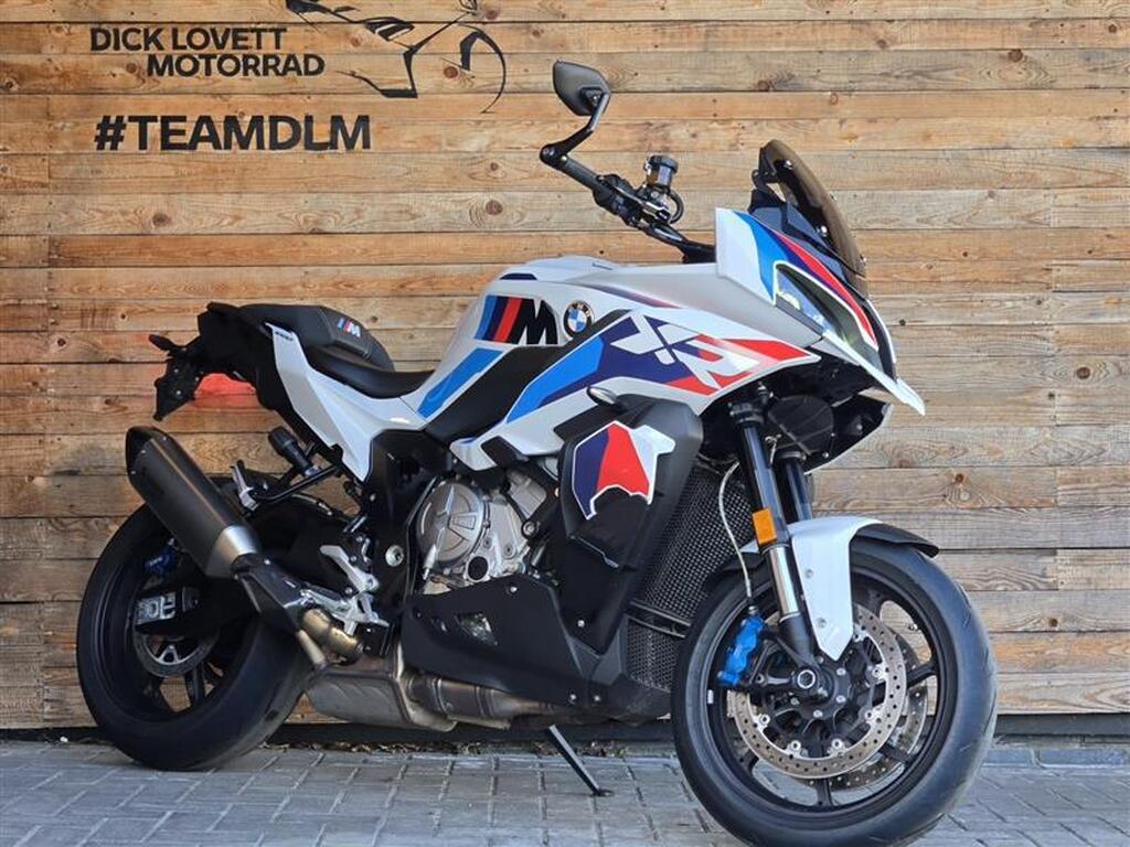 BMW M 1000 XR