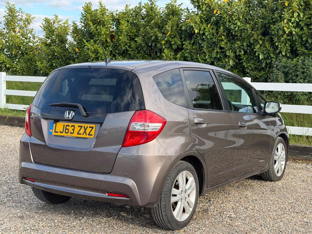 2013 Honda Jazz thumbnail 13