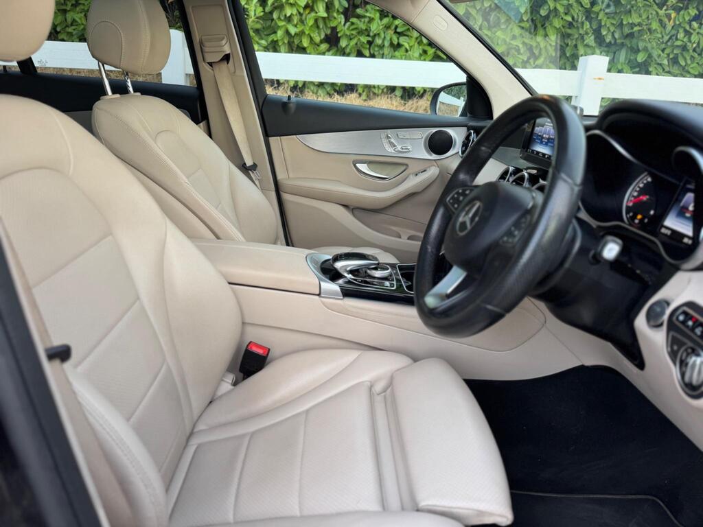 Mercedes-Benz GLC 2.1 GLC220d Sport (Premium) G-Tronic 4MATIC Euro 6 (s/s) 5dr thumbnail 20