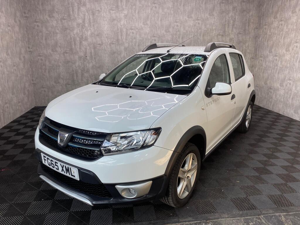 Dacia Sandero Stepway Hatchback 0.9 TCe Laureate Euro 6 (s/s) 5dr