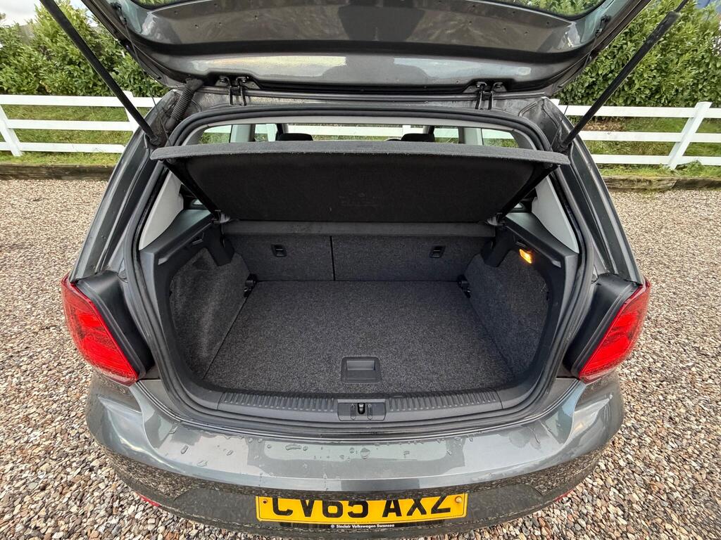 2015 Volkswagen Polo thumbnail 26